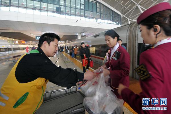 哪里有兼职美女九游会旗舰的联系方式(遵化市),遵化晚上想找一个兼职